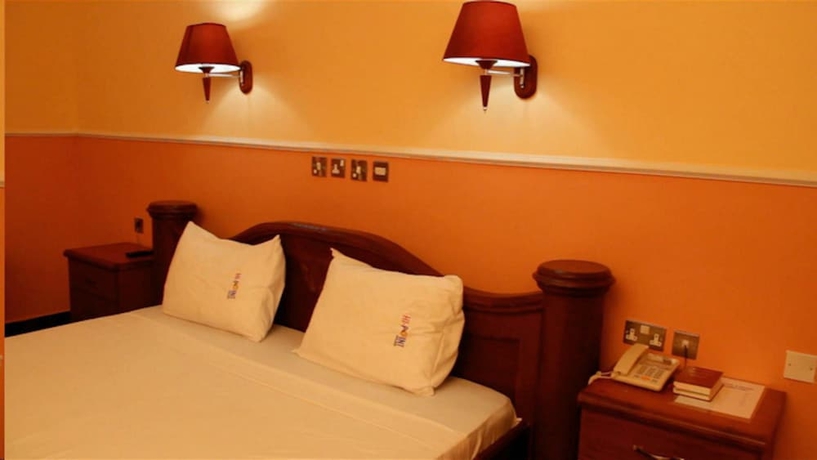Imagen de la habitación del Hotel Hi Point and Suites. Foto 9