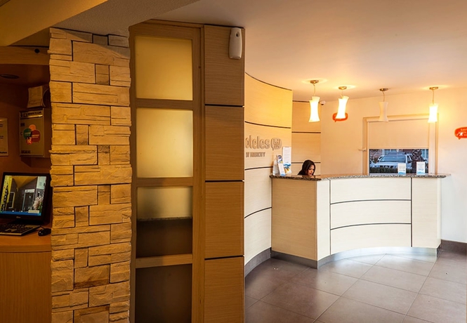 Imagen de los interiores del Hotel Hi! Santa Catarina. Foto 8