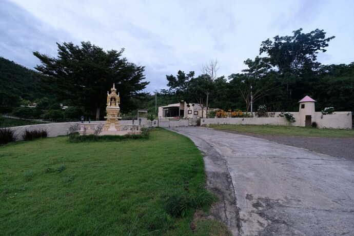 Imagen de los interiores del Hotel Hi - Scene Resort. Foto 37