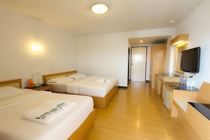 Imagen de la habitación del Hotel Hi Season. Foto 8