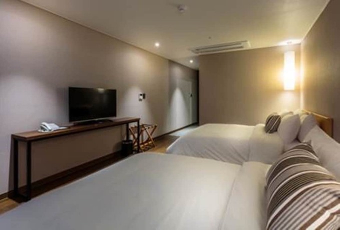 Imagen general del Hotel Hi, Seogwipo. Foto 4