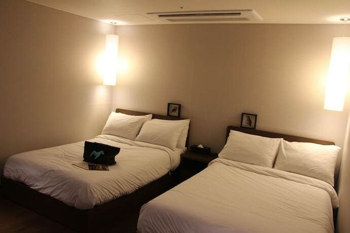 Imagen general del Hotel Hi, Seogwipo. Foto 6