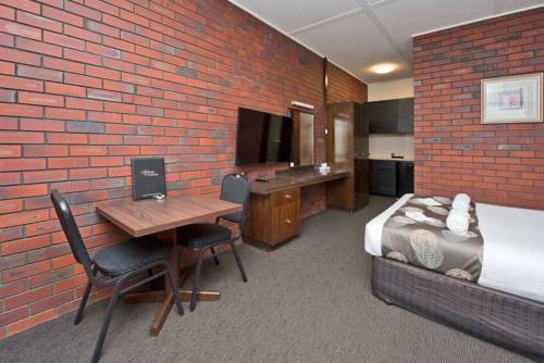 Imagen de la habitación del Hotel Hi Way Eight Motor Inn. Foto 5