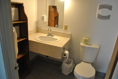 Imagen general del Hotel Hi-auberge Internationale De Rivi&egrave;re-du-loup. Foto 4