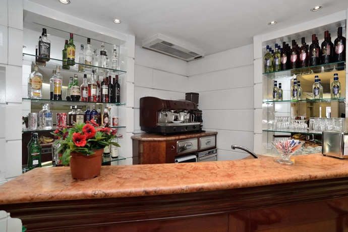 Imagen del bar/restaurante del Hotel Hiberia. Foto 5