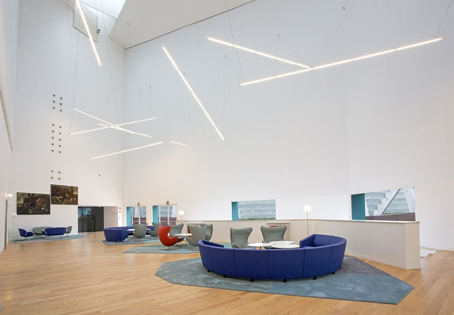 Imagen de los interiores del Hotel Hiberus. Foto 11