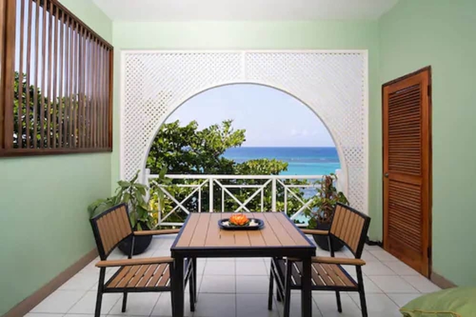 Imagen de la habitación del Hotel Hibiscus Lodge. Foto 14