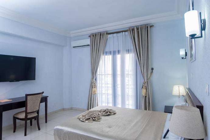 Imagen de la habitación del Hotel Hibiscus Louis. Foto 5