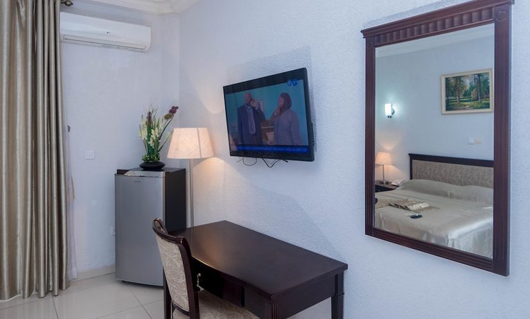 Imagen de la habitación del Hotel Hibiscus Louis. Foto 6