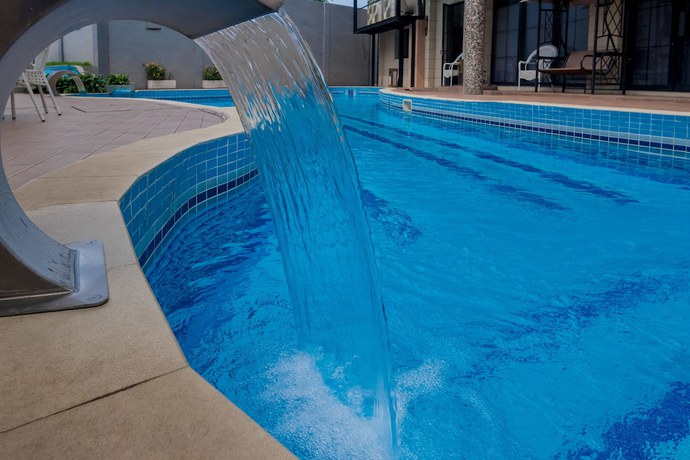 Imagen de la piscina del Hotel Hibiscus Louis. Foto 18