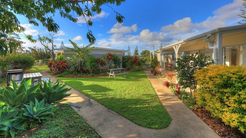 Imagen de los exteriores del Hotel Hibiscus Regal. Foto 8