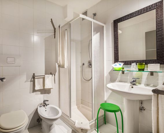 Imagen de la habitación del Hotel Hibiscus Residence. Foto 13