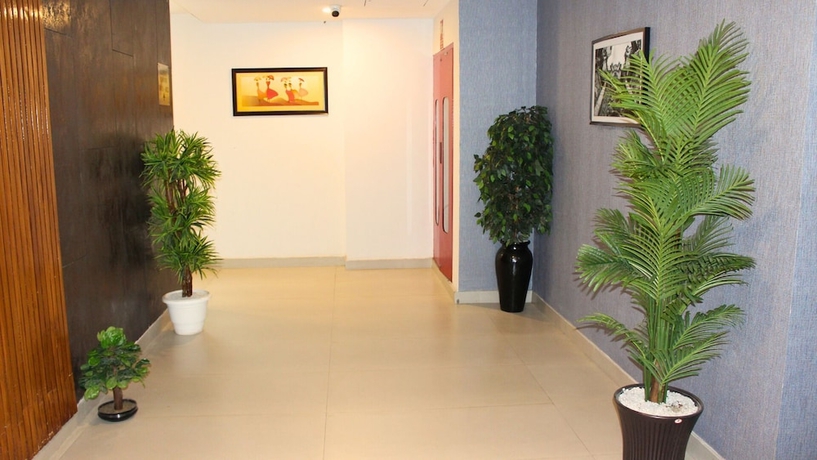 Imagen de los interiores del Hotel Hibiscus Select. Foto 10