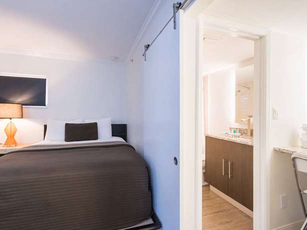 Imagen de la habitación del Hotel Hibiscus Suites - Gateway to Siesta Key. Foto 5