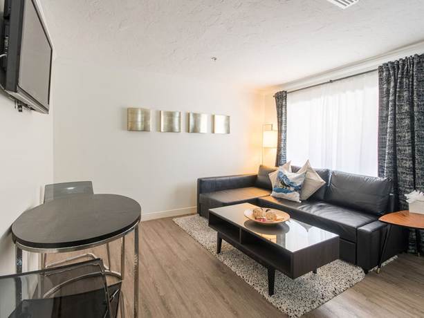 Imagen de la habitación del Hotel Hibiscus Suites - Gateway to Siesta Key. Foto 9