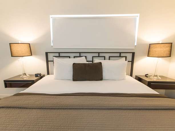 Imagen de la habitación del Hotel Hibiscus Suites - Gateway to Siesta Key. Foto 12