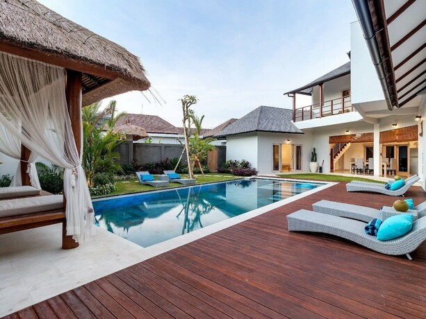 Imagen general del Hotel Hiburan Villas. Foto 13