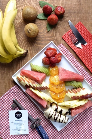 Imagen del bar/restaurante del Hotel Hich Konya. Foto 5