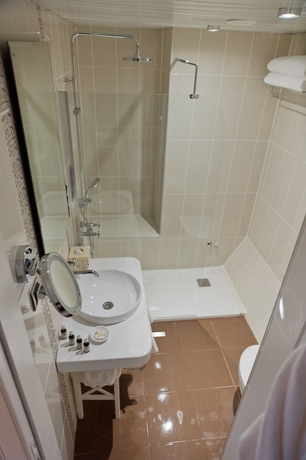 Imagen de la habitación del Hotel Hich Konya. Foto 12