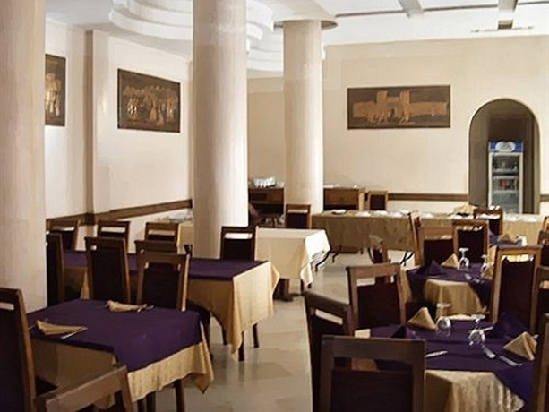 Imagen general del Hotel Hicham. Foto 4