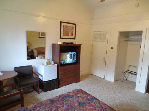 Imagen de la habitación del Hotel Hickory Grove Motor Inn. Foto 11