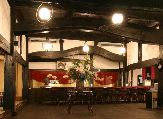 Imagen del bar/restaurante del Hotel Hida Tsuzuri Oboro. Foto 19