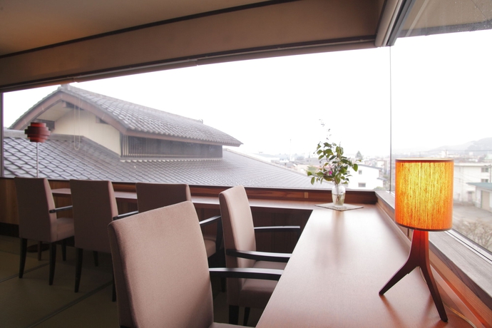 Imagen de los interiores del Hotel Hidatei Hanaougi. Foto 12