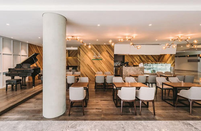 Imagen del bar/restaurante del Hotel Hidden Cliff Hotel and Nature. Foto 2