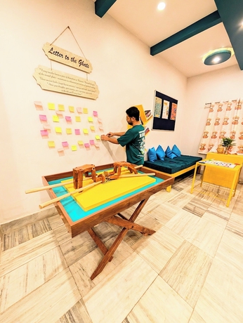Imagen de los interiores del Hotel Hidden Monkey Hostel Chet Singh Ghat. Foto 13
