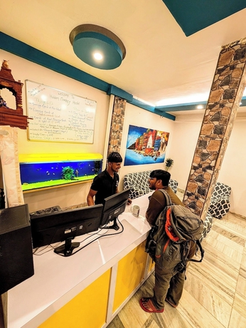 Imagen de los interiores del Hotel Hidden Monkey Hostel Chet Singh Ghat. Foto 16