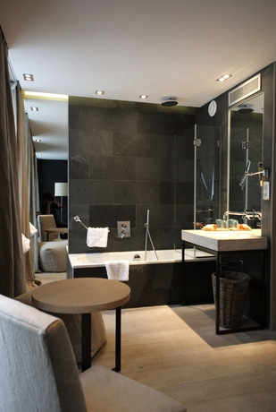 Imagen de la habitación del Hotel Hidden, París. Foto 11