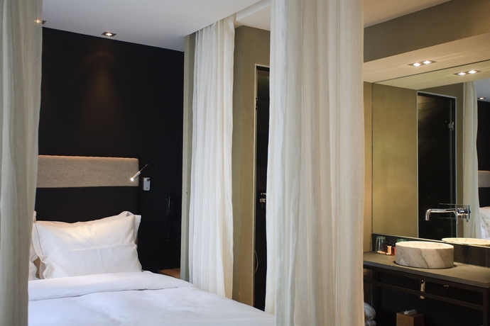 Imagen de la habitación del Hotel Hidden, París. Foto 14