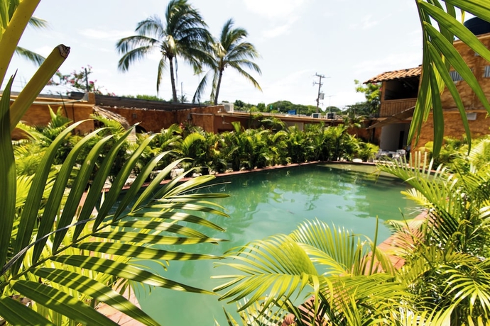 Imagen de la piscina del Hotel Hidden Port Melrose. Foto 16