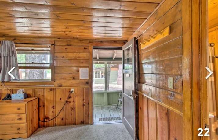 Imagen de la habitación del Hotel Hidden Rest Cabins and Resort. Foto 19