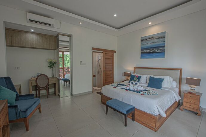 Imagen de la habitación del Hotel Hidden Seroja Villa. Foto 35