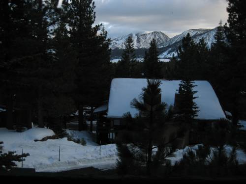 Imagen de la habitación del Hotel Hidden Valley By Mammoth Reservation Bureau. Foto 2