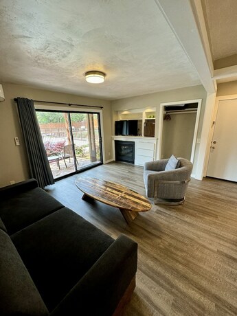 Imagen de la habitación del Hotel Hidden Valley Inn. Foto 18