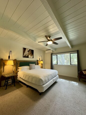 Imagen general del Hotel Hidden Valley Inn. Foto 12