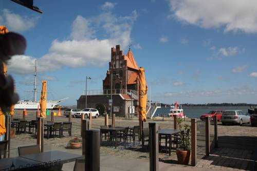 Imagen de la habitación del Hotel Hiddenseer. Foto 13