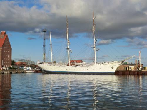 Imagen de la habitación del Hotel Hiddenseer. Foto 16