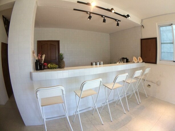 Imagen de los interiores del Hotel Hiddieland. Foto 31