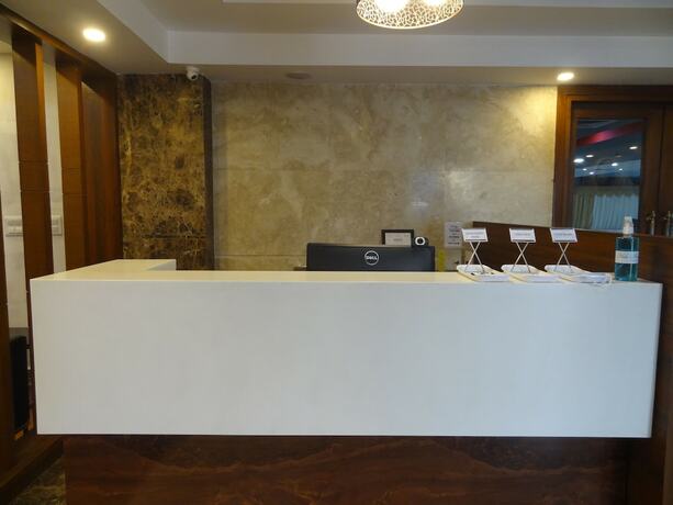 Imagen general del Hotel Hide Away Suites. Foto 5