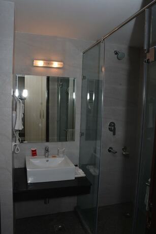 Imagen general del Hotel Hide Away Suites. Foto 10