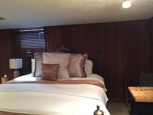Imagen general del Hotel Hideaway Country Inn. Foto 1