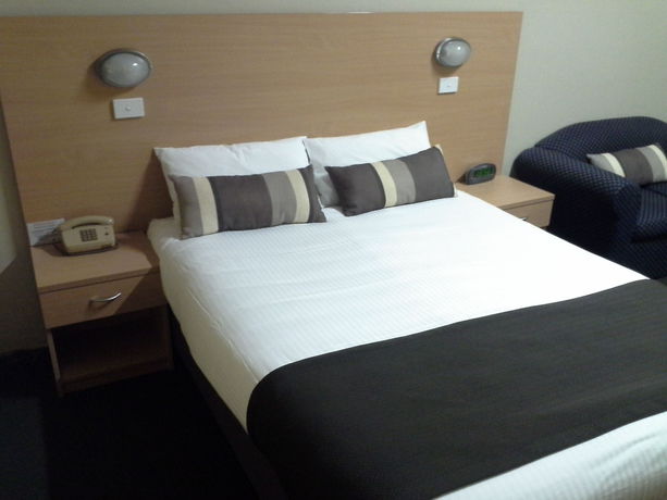 Imagen de la habitación del Hotel Hideaway Motor Inn. Foto 8