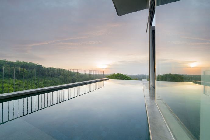 Imagen de la piscina del Hotel Hideaway Villas Bali Uluwatu By Kanaan Hospitality. Foto 11