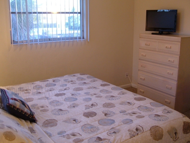 Imagen de la habitación del Hotel Hideaway Waterfront Resort And. Foto 12