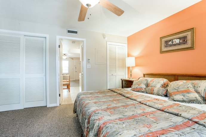 Imagen de la habitación del Hotel Hideaway Waterfront Resort And. Foto 18