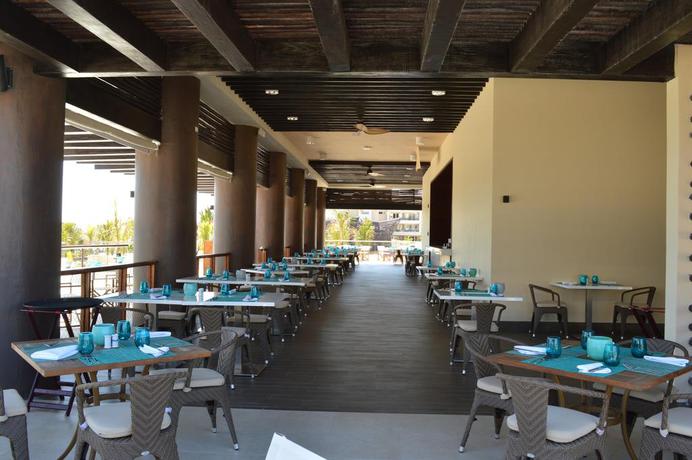 Imagen general del Hotel Hideaway at Royalton Riviera Cancun All Inclusive. Foto 2