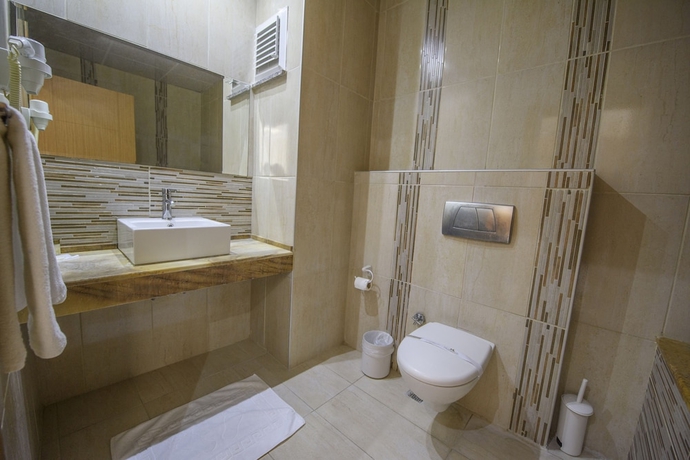 Imagen de la habitación del Hotel Hierapark Thermal and Spa Hotel. Foto 9